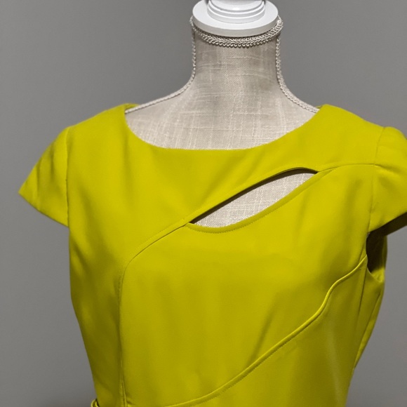 Chancelle Lime MIDI Dress - Picture 5 of 6